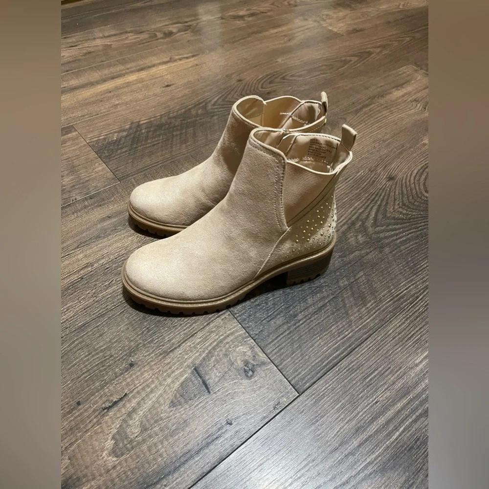 NWOT Vince Camuto Girl's Fashion Chelsea Glitter - Picture 1 of 5